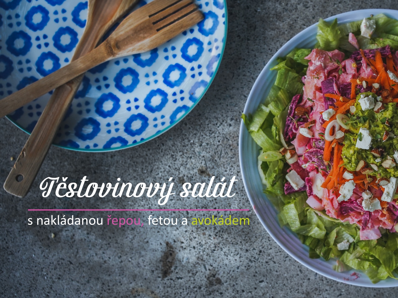 Těstovinový salát s nakládanou řepou, fetou a naloží avokádové pasty